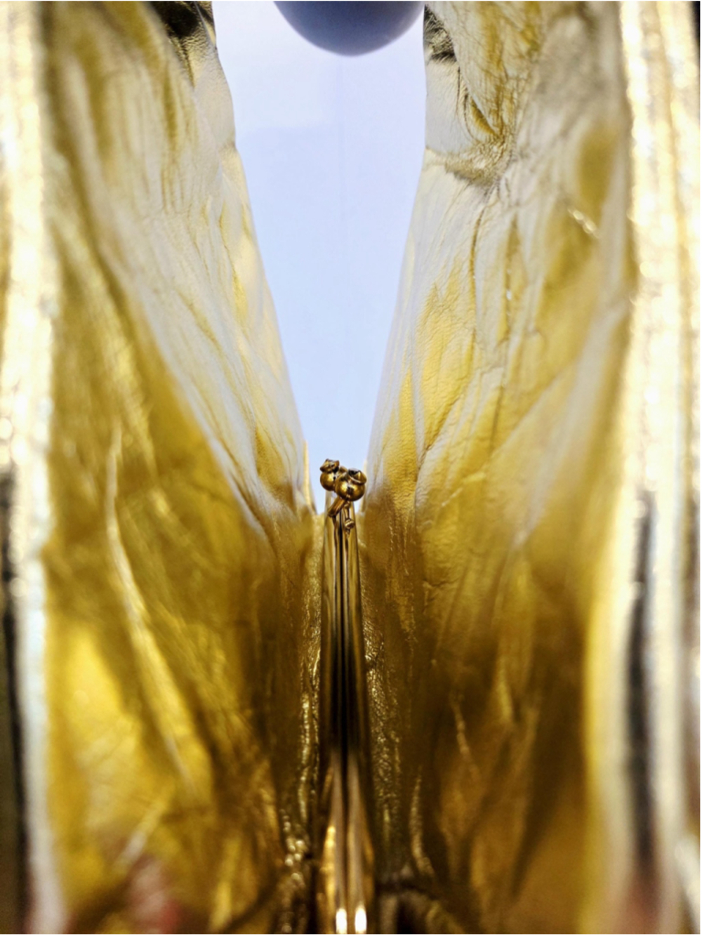 Vintage glam gold lamé evening bag | Custom Made by Frenchy | 70s–80s - Picture 12 of 16